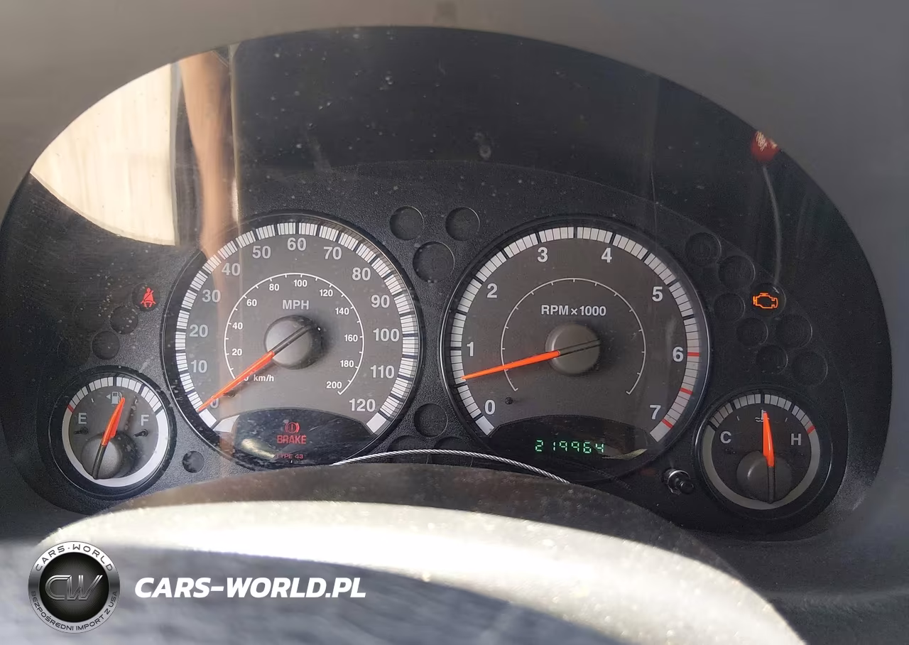 2005 Jeep Liberty Sport VIN:1J4GL48K35W544428 - 7