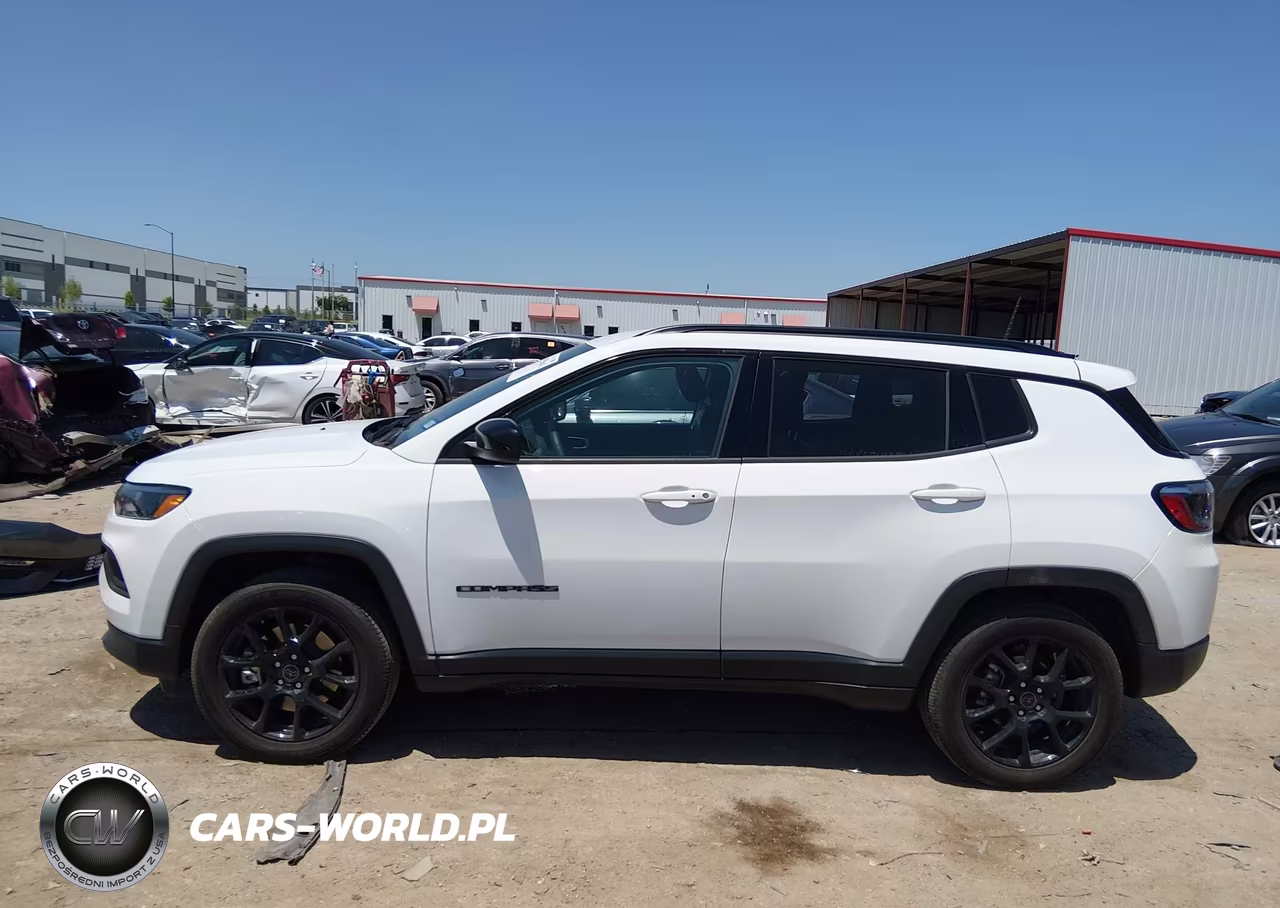 2025 Jeep Compass Latitude 4X4 VIN:3C4NJDBN9ST571589 - 14