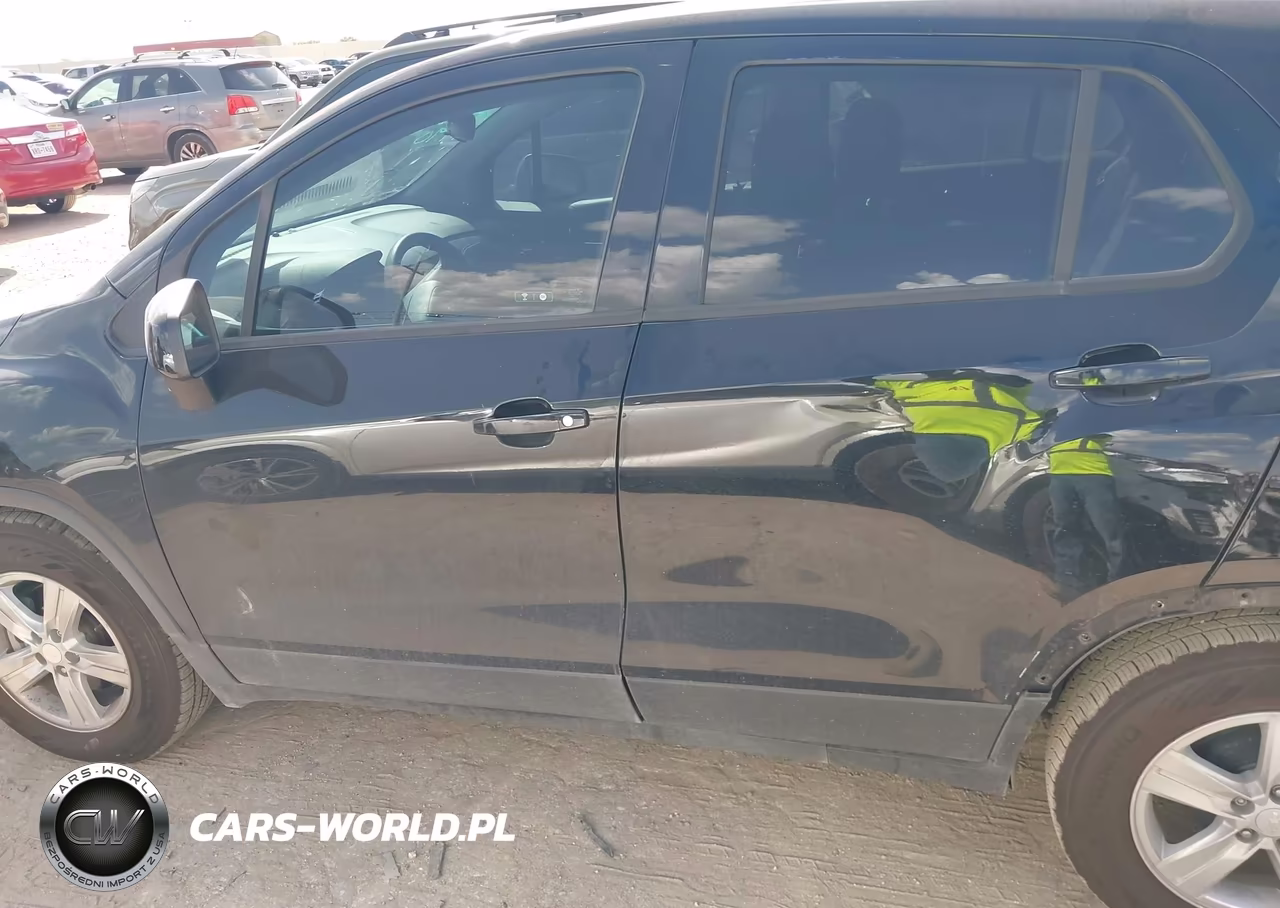 2019 Chevrolet Trax Ls VIN:3GNCJKSB2KL339201 - 15