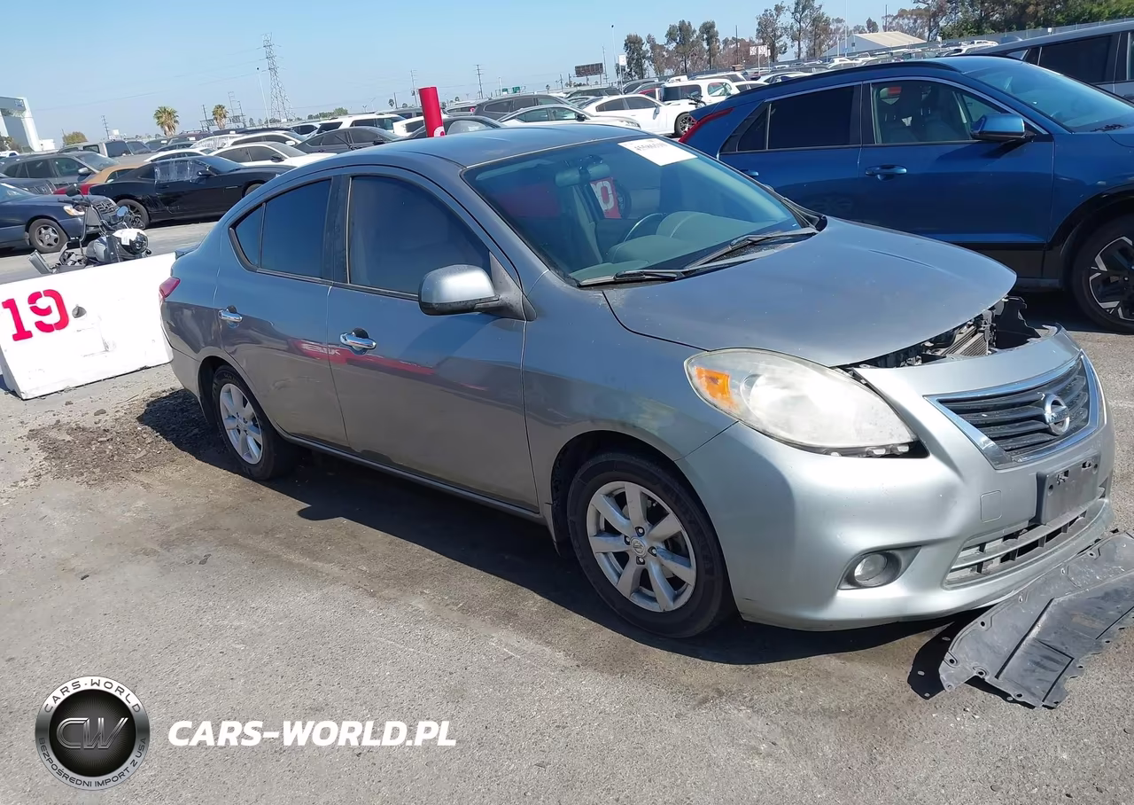 2013 Nissan Versa 1.6 Sl
