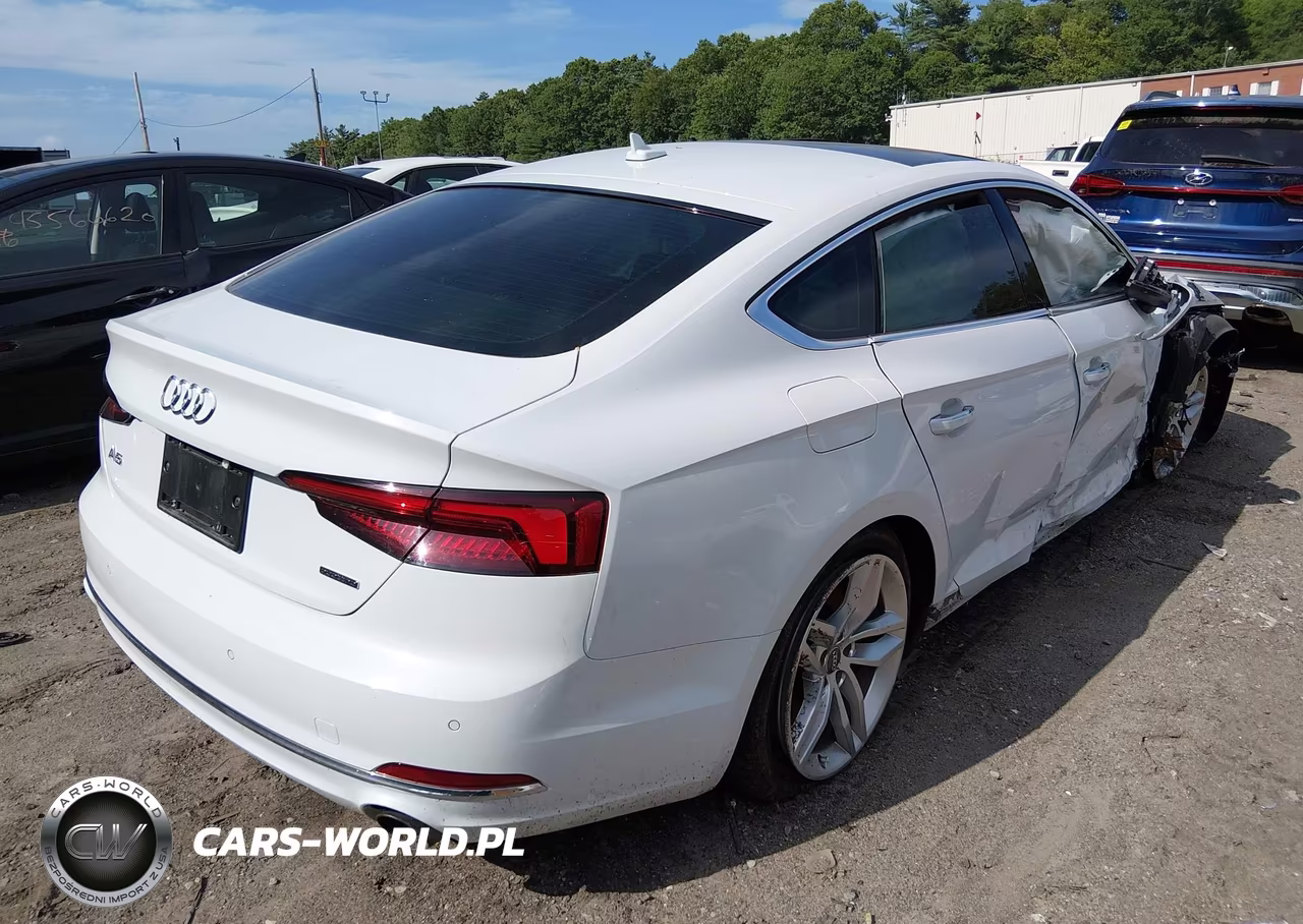2019 Audi A5 45 Premium VIN:WAUBNCF58KA071584 - 4