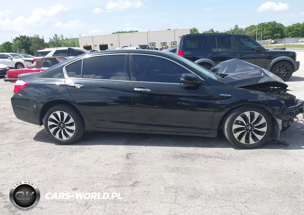2015 Honda Accord Hybrid Ex-L VIN:1HGCR6F55FA006812 - 14