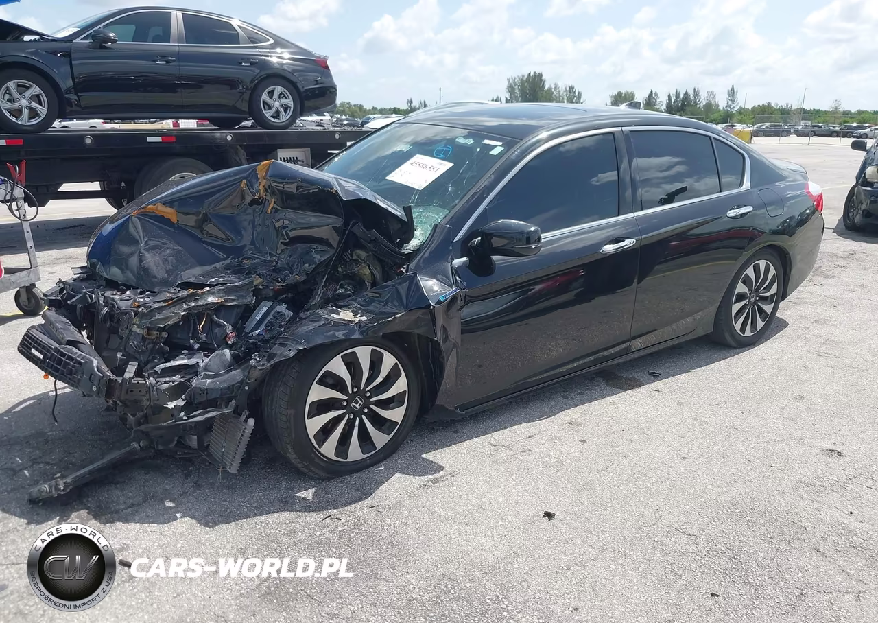 2015 Honda Accord Hybrid Ex-L VIN:1HGCR6F55FA006812 - 2