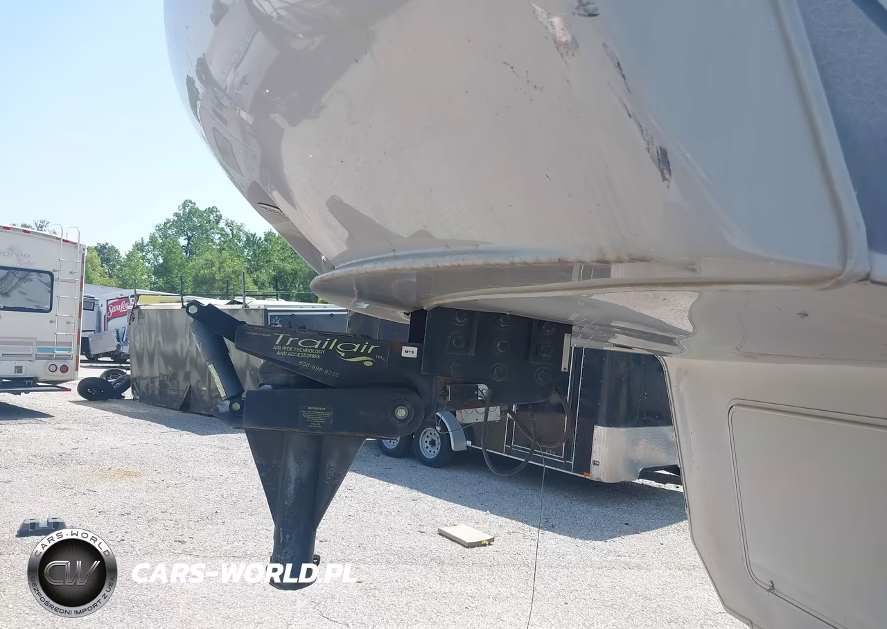 2011 Keystone Rv Other VIN:4YDF3232XBA740627 - 10