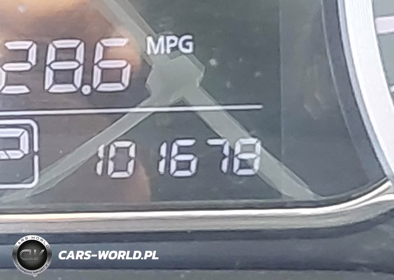 2015 Nissan Sentra Fe+ S VIN:3N1AB7AP2FY264034 - 20