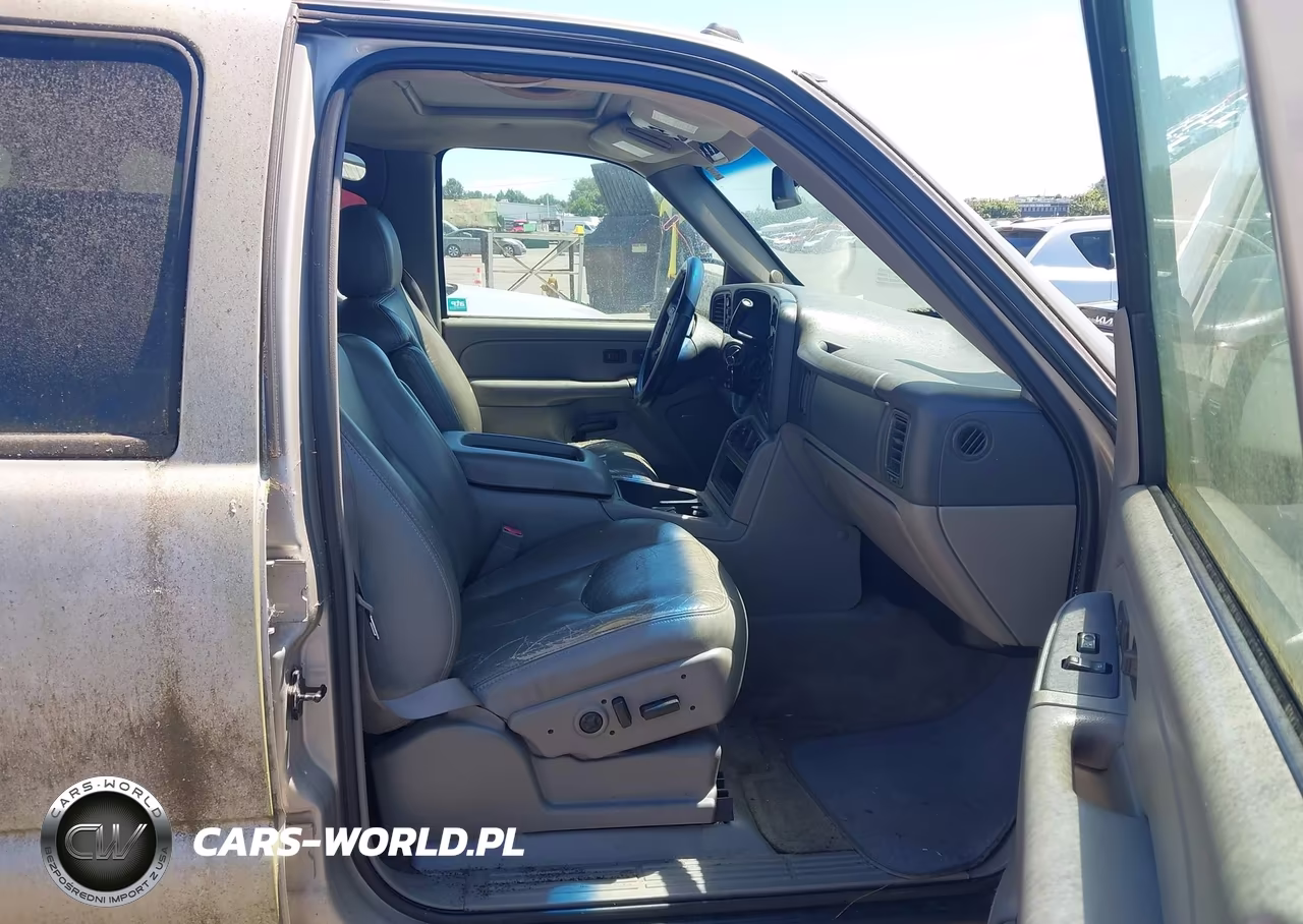 2004 Chevrolet Tahoe Z71 VIN:1GNEK13Z44R152677 - 5