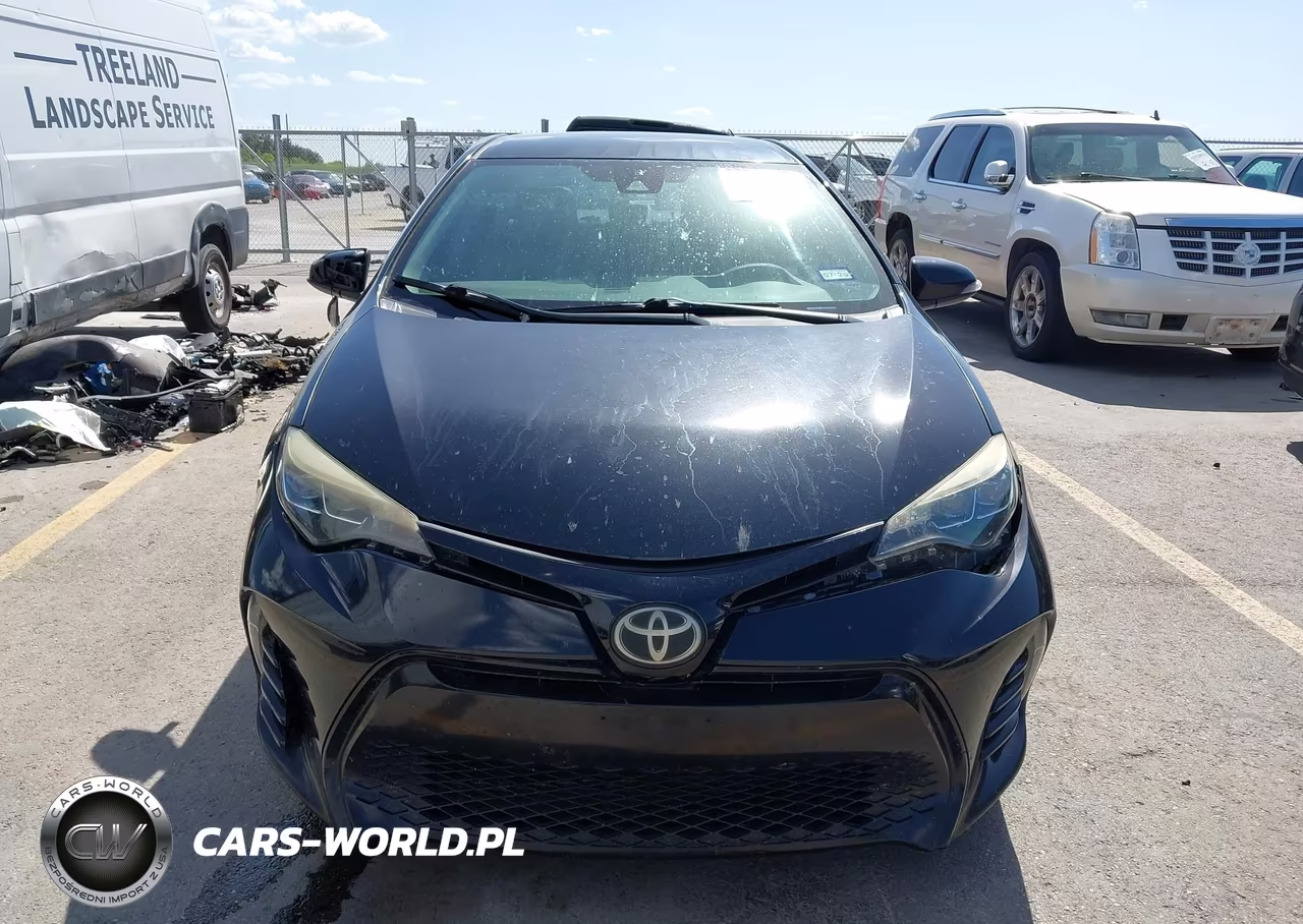2018 Toyota Corolla Se VIN:5YFBURHE6JP821869 - 12