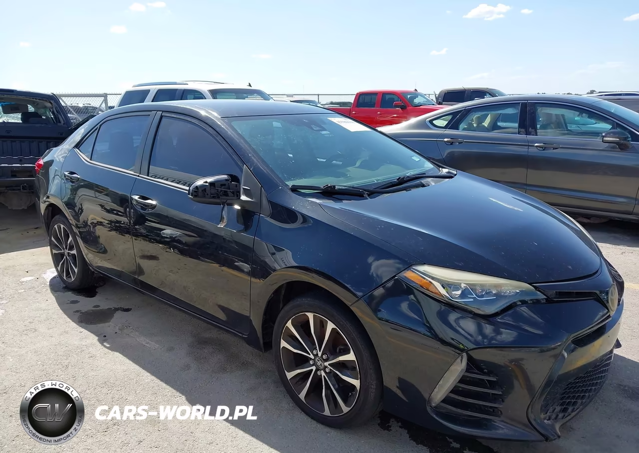 2018 Toyota Corolla Se VIN:5YFBURHE6JP821869 - 17