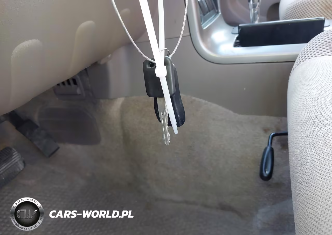 2011 Nissan Pathfinder S VIN:5N1AR1NN2BC622472 - 11