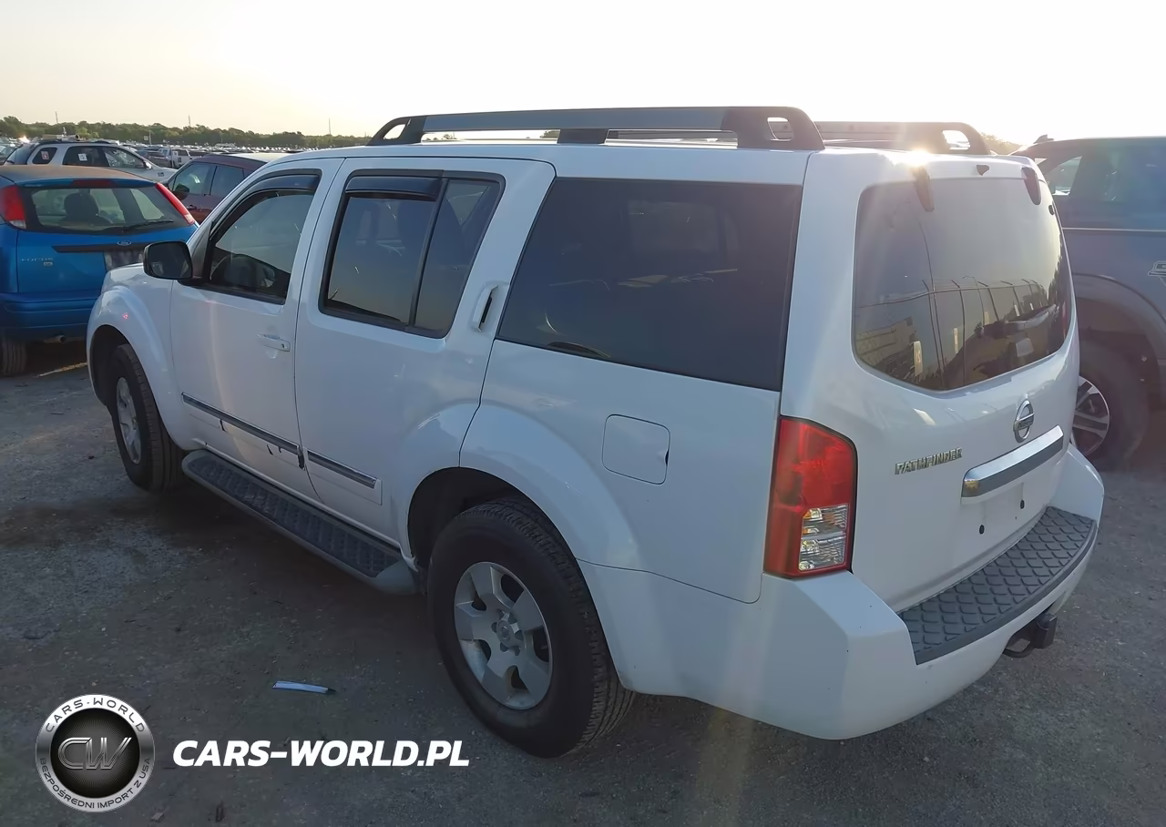2011 Nissan Pathfinder S VIN:5N1AR1NN2BC622472 - 3