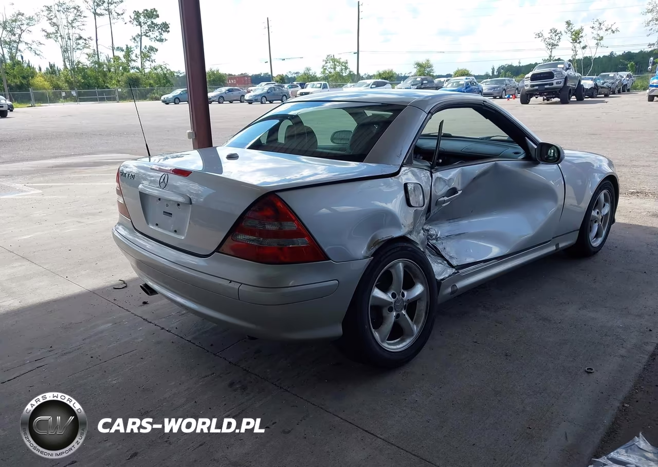2003 Mercedes-Benz Slk 320 VIN:WDBKK65F63F286052 - 4
