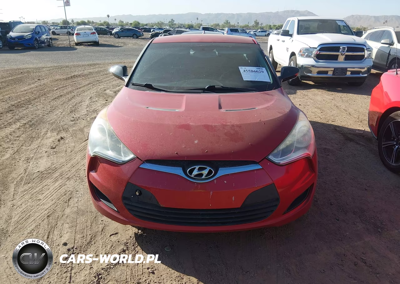 2013 Hyundai Veloster Base W-Black VIN:KMHTC6AD0DU105737 - 6