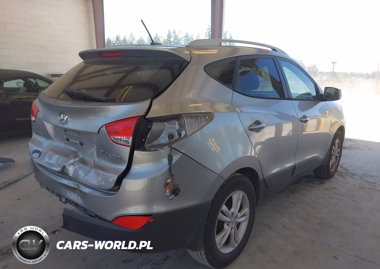 2011 Hyundai Tucson Gls VIN:KM8JU3AC8BU128870 - 4