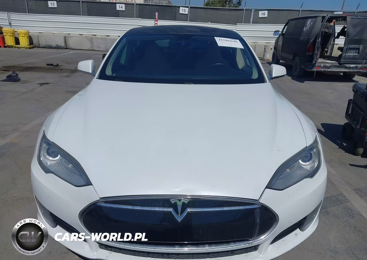 2013 Tesla Model S VIN:5YJSA1CN9DFP23016 - 11