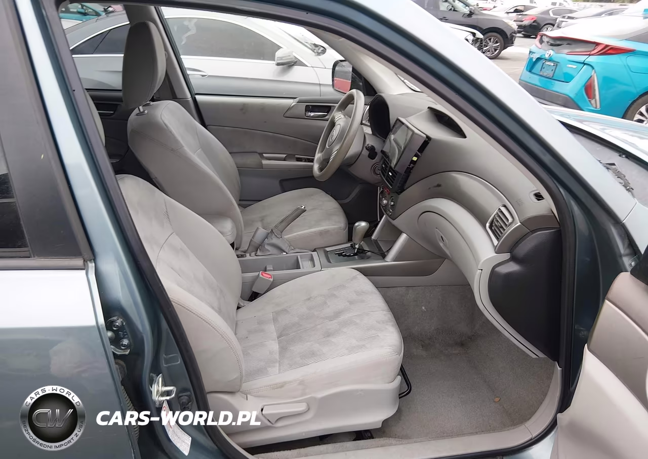 2010 Subaru Forester 2.5X Premium VIN:JF2SH6CC8AH748283 - 5