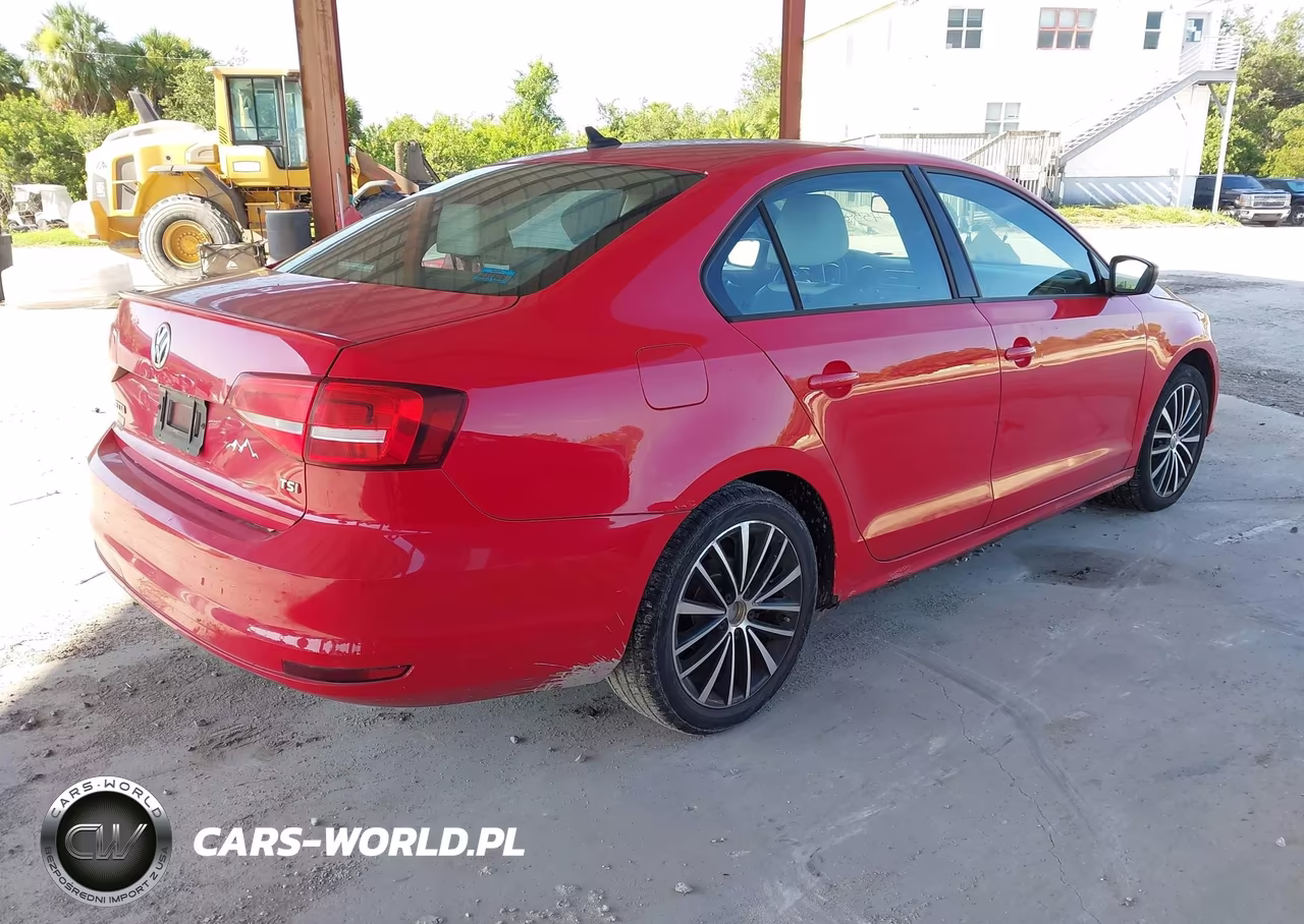2015 Volkswagen Jetta 1.8T Sport VIN:3VWD17AJ6FM425398 - 4