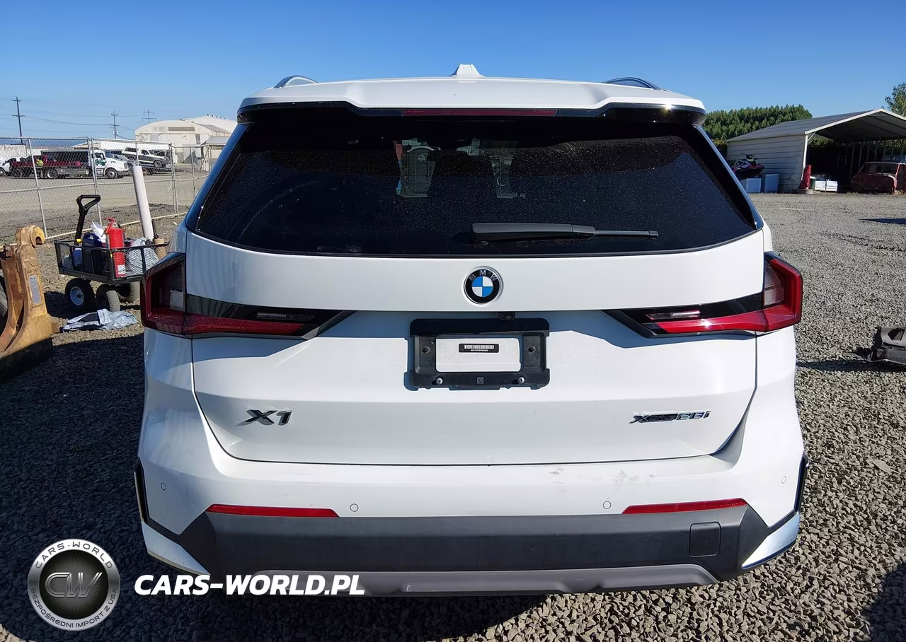 2023 BMW X1 xDrive28I VIN:WBX73EF08P5W63665 - 17