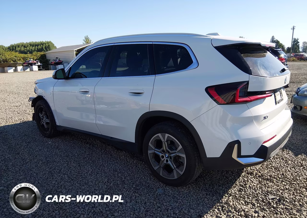 2023 BMW X1 xDrive28I VIN:WBX73EF08P5W63665 - 3
