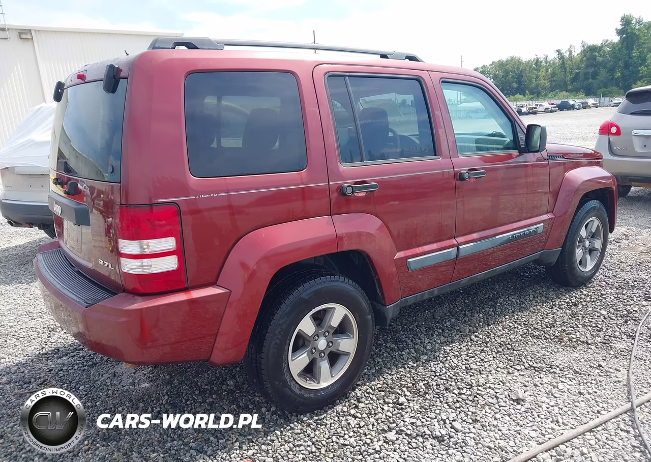 2008 Jeep Liberty Sport VIN:1J8GP28KX8W107067 - 4