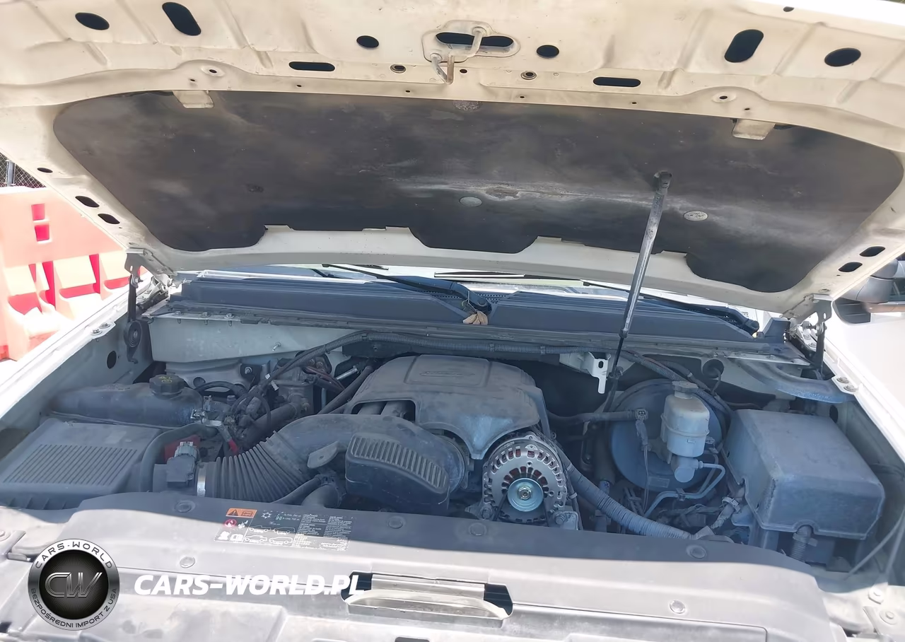 2011 Chevrolet Suburban 1500 Ltz VIN:1GNSCKE06BR361565 - 10