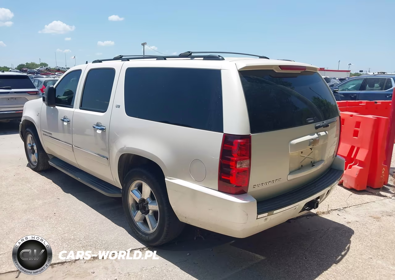 2011 Chevrolet Suburban 1500 Ltz VIN:1GNSCKE06BR361565 - 3