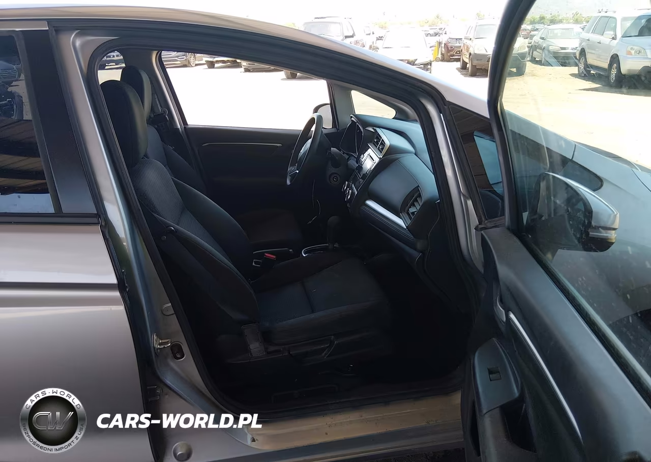2019 Honda Fit Lx VIN:3HGGK5H44KM721369 - 5