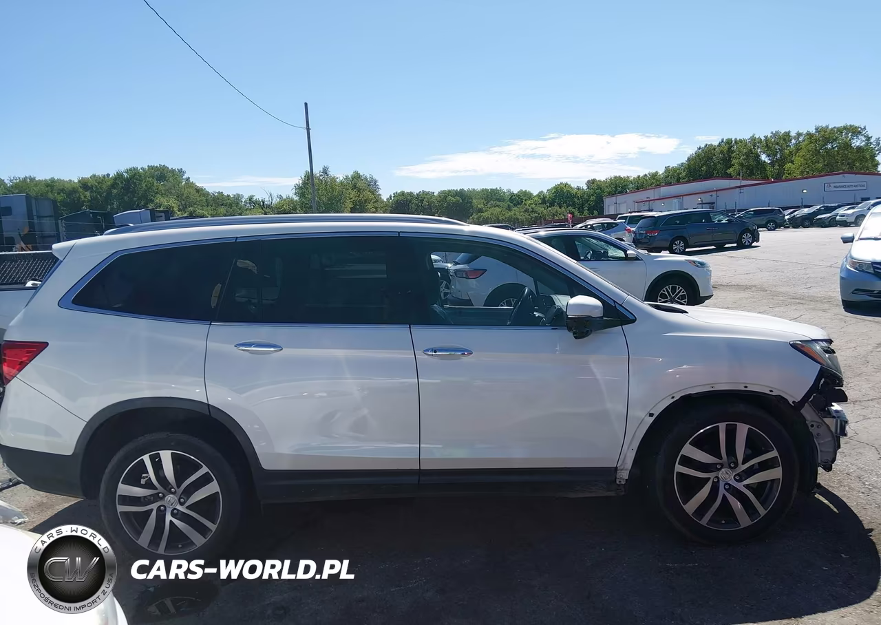 2017 Honda Pilot Touring VIN:5FNYF6H93HB060598 - 14