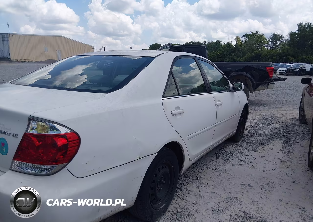 2006 Toyota Camry Le VIN:4T1BE32K66U721835 - 4