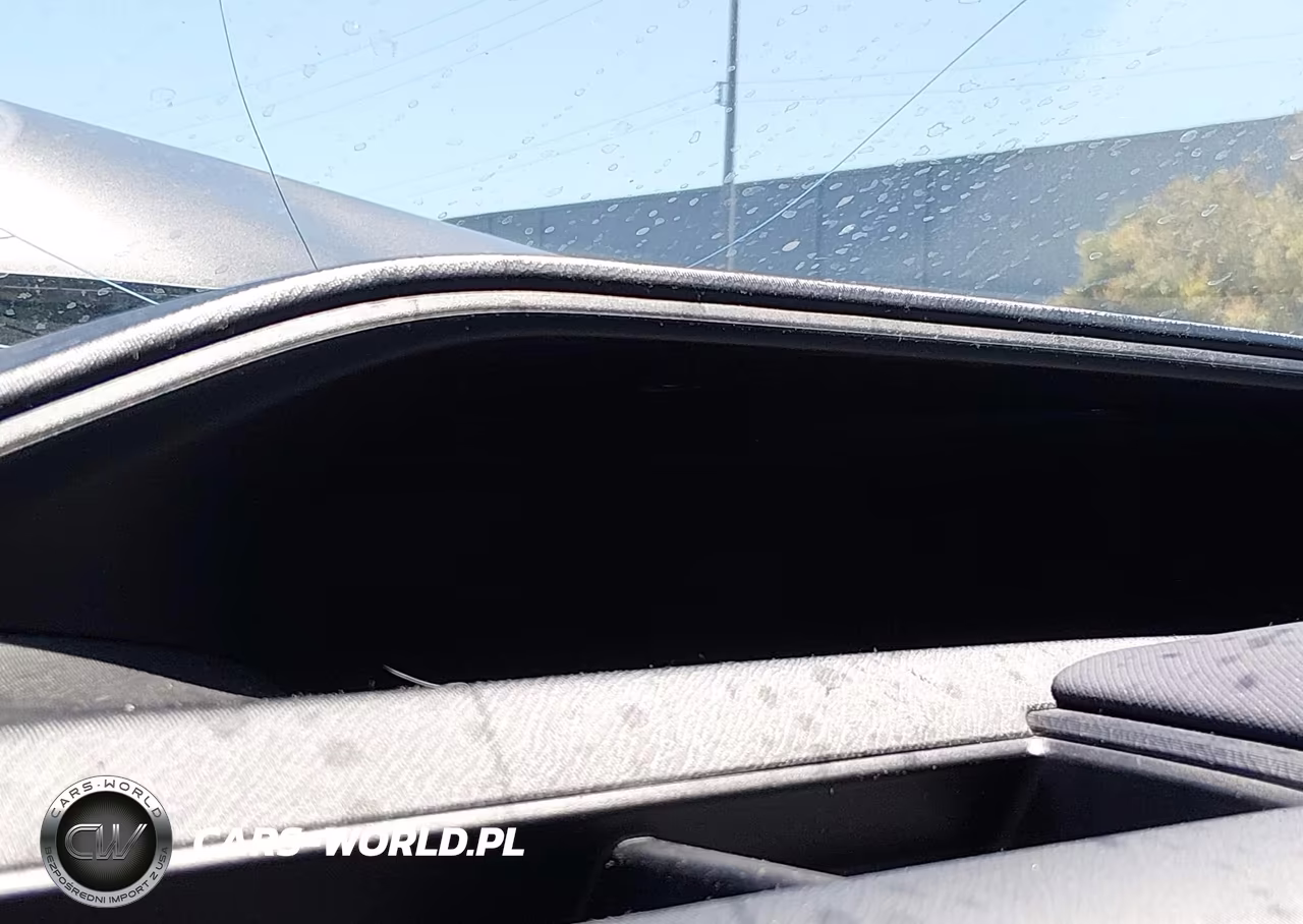 2015 Toyota Prius C Three VIN:JTDKDTB3XF1097409 - 16