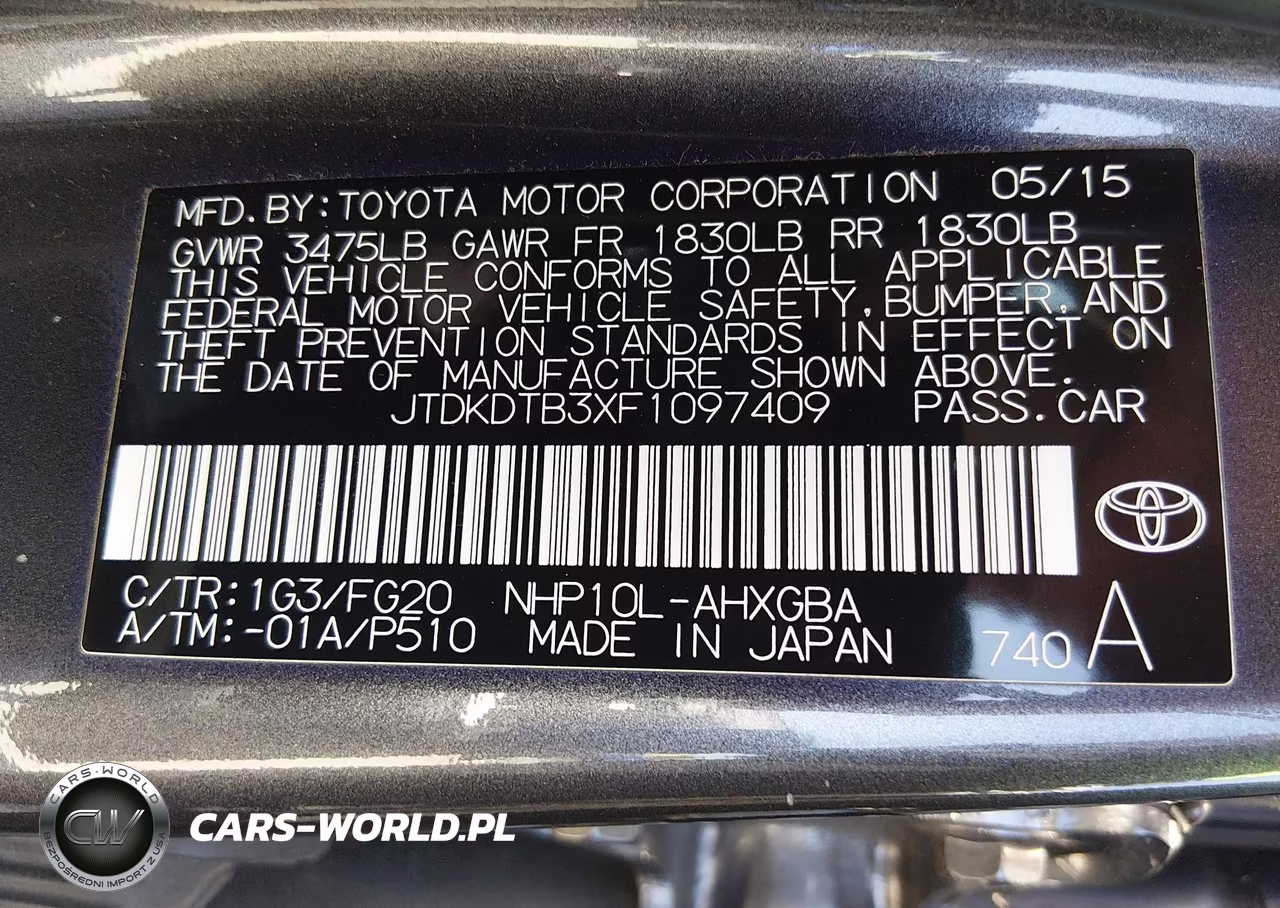 2015 Toyota Prius C Three VIN:JTDKDTB3XF1097409 - 9