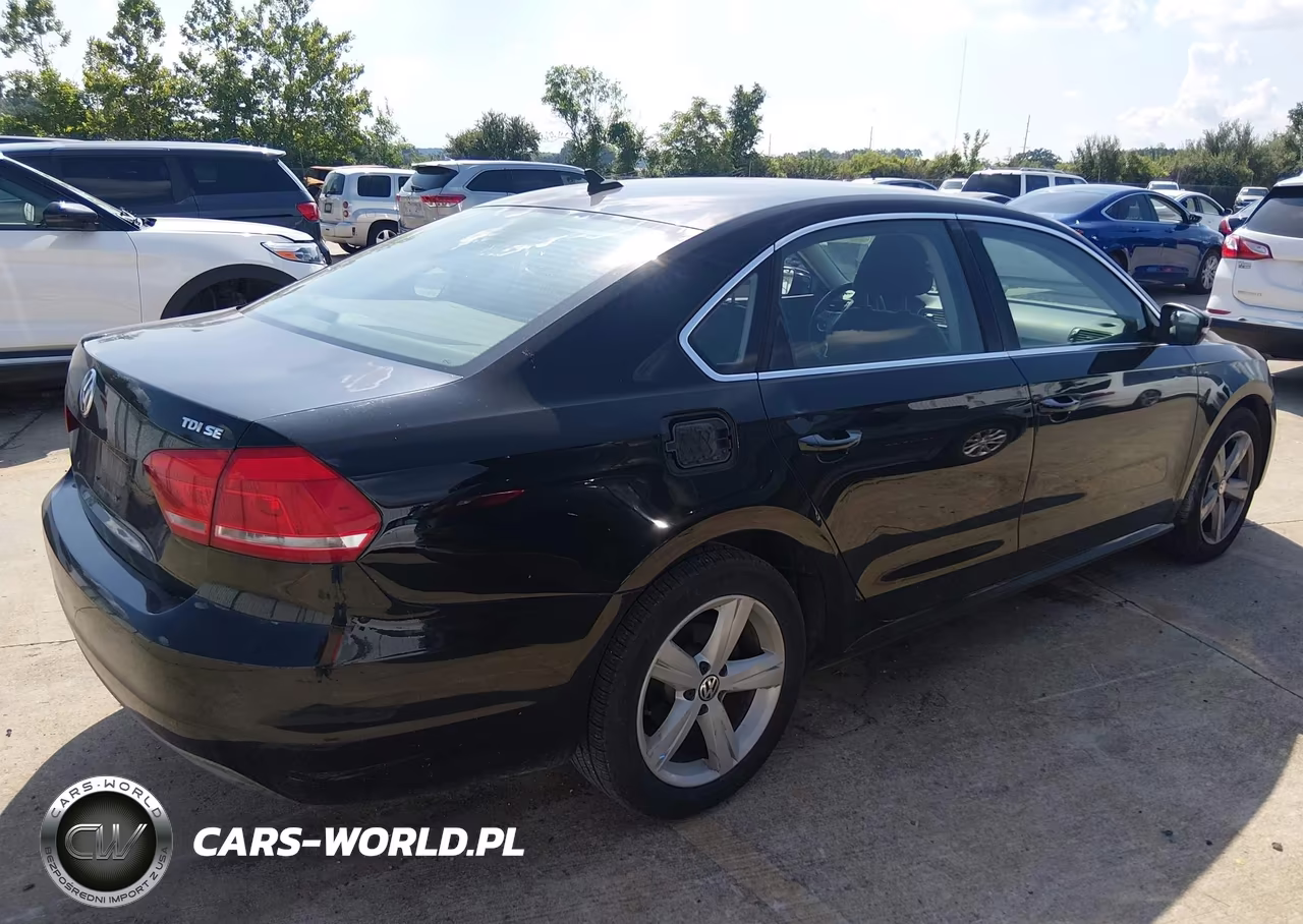 2013 Volkswagen Passat 2.0L Tdi Se VIN:1VWBN7A37DC044560 - 4