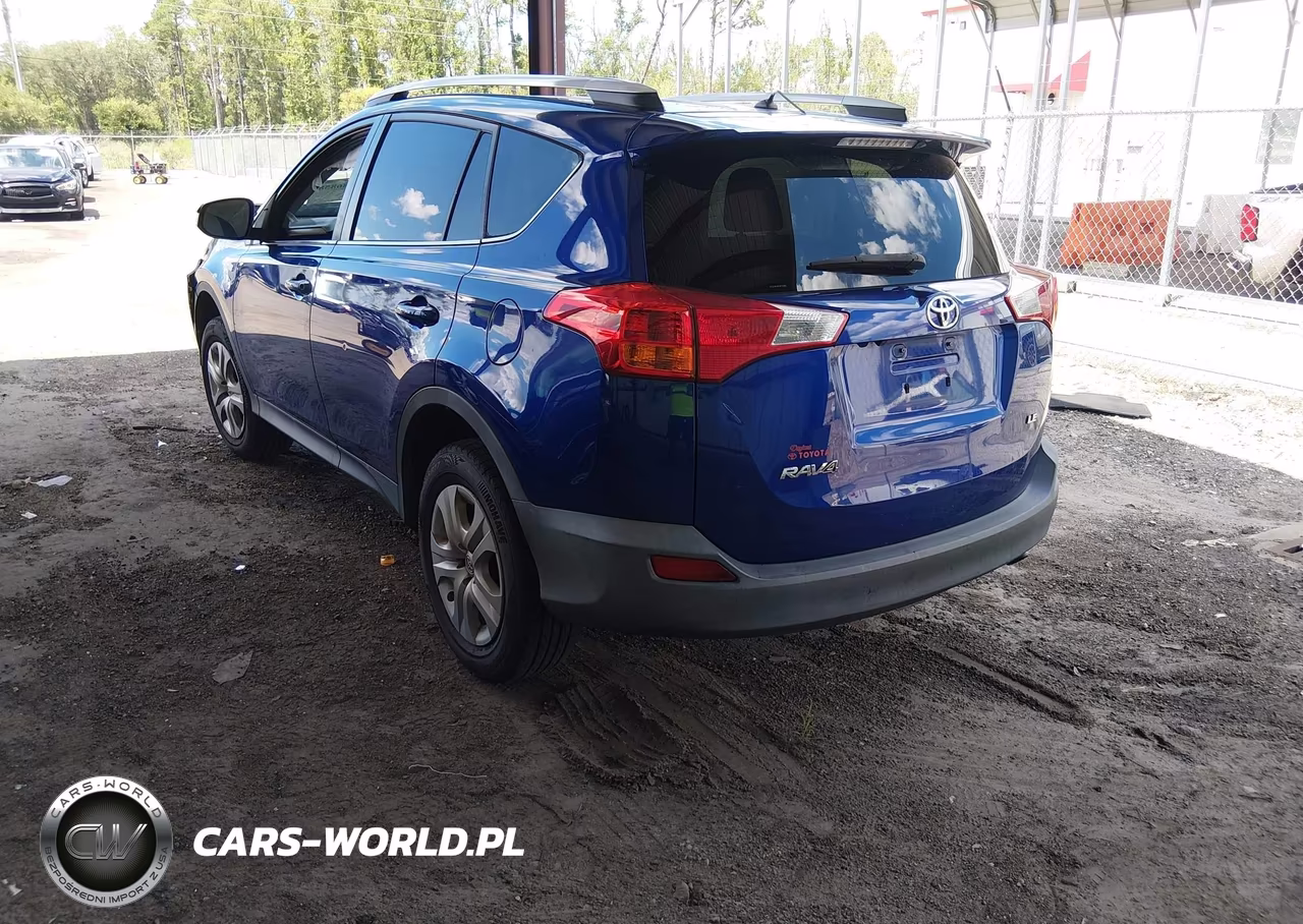2015 Toyota Rav4 Le VIN:2T3ZFREV4FW233365 - 3