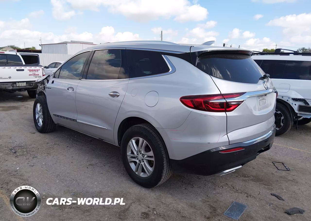 2018 Buick Enclave Essence VIN:5GAERBKW0JJ173295 - 3