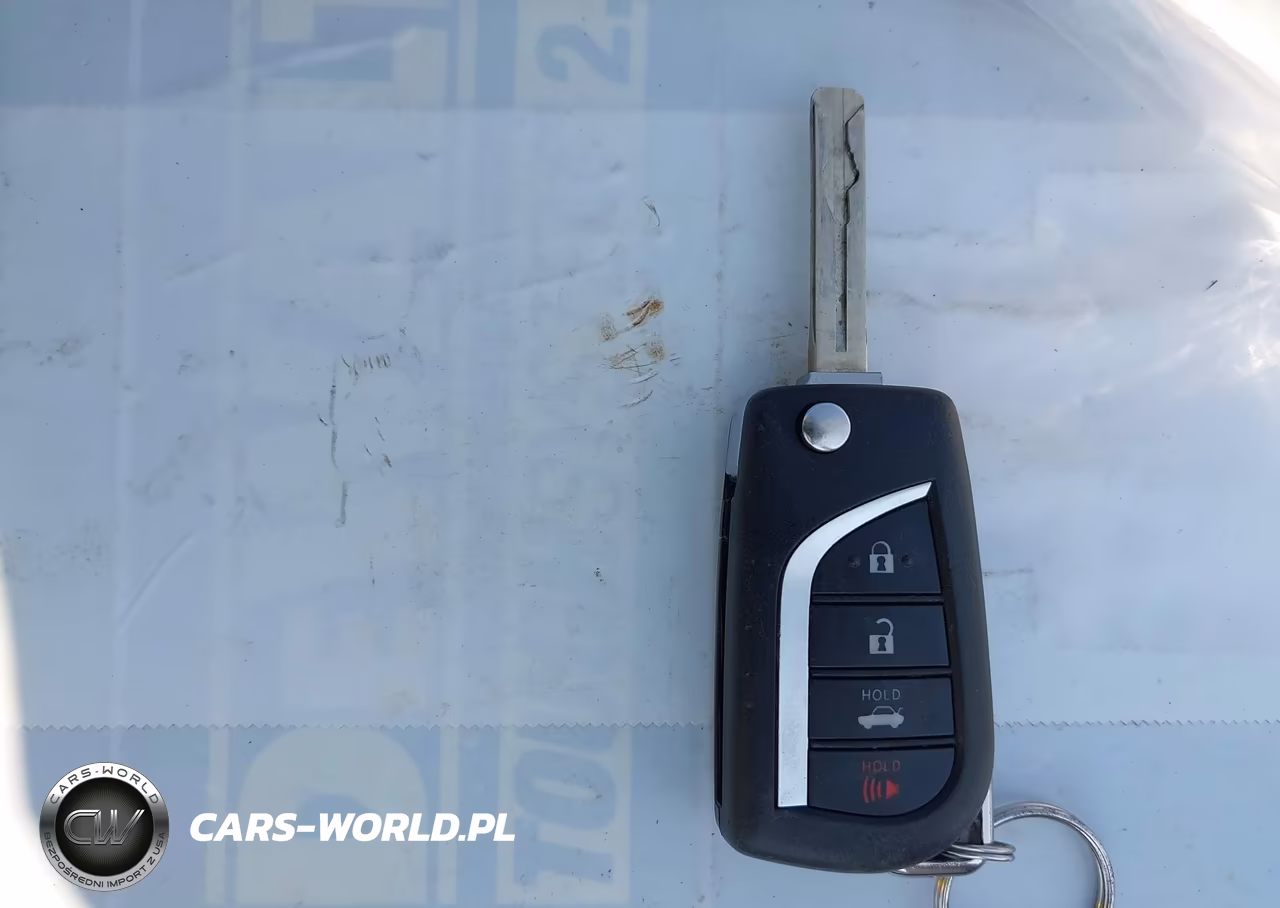 2021 Toyota Corolla Le VIN:5YFEPMAE6MP231905 - 11
