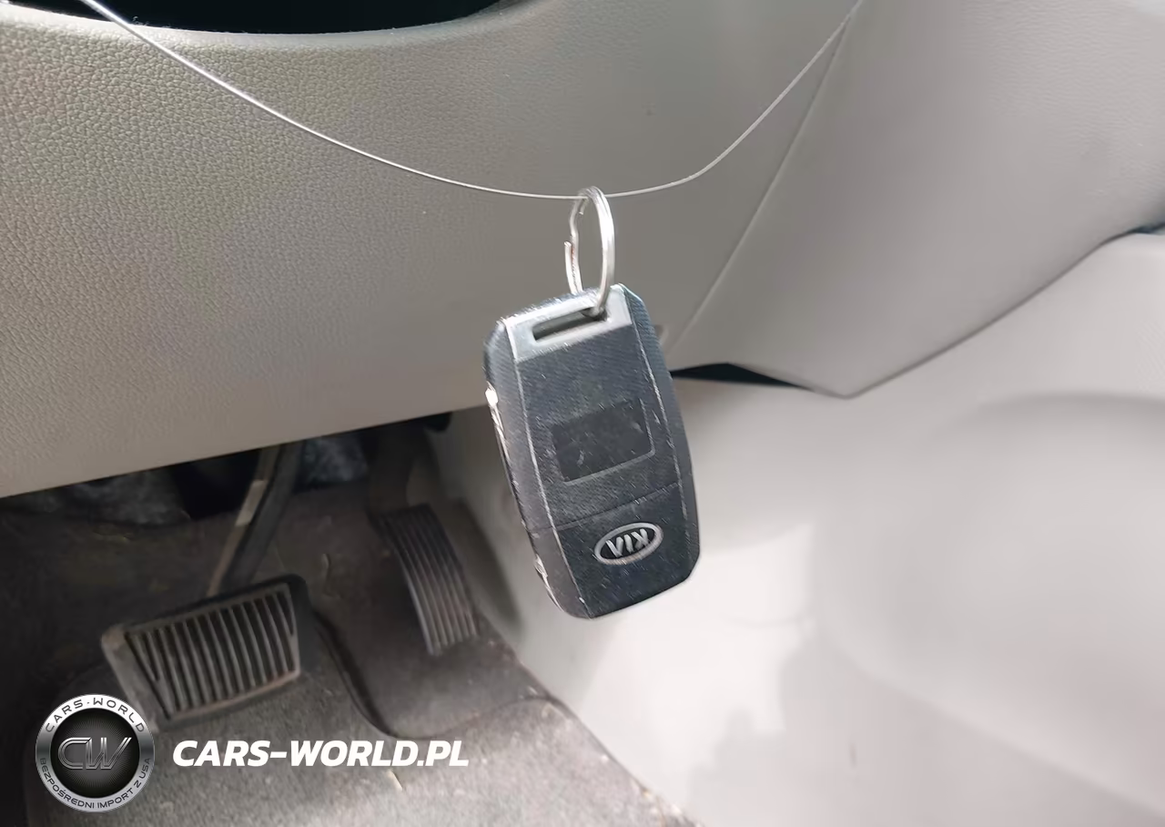 2015 Kia Sedona Lx VIN:KNDMB5C11F6073056 - 11