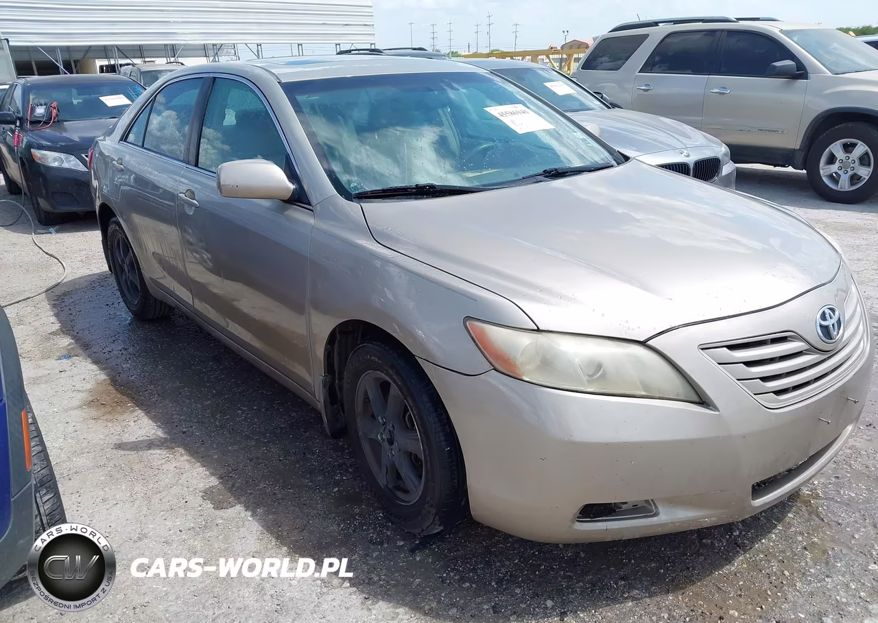2007 Toyota Camry Le – zdjęcie 1 z 12