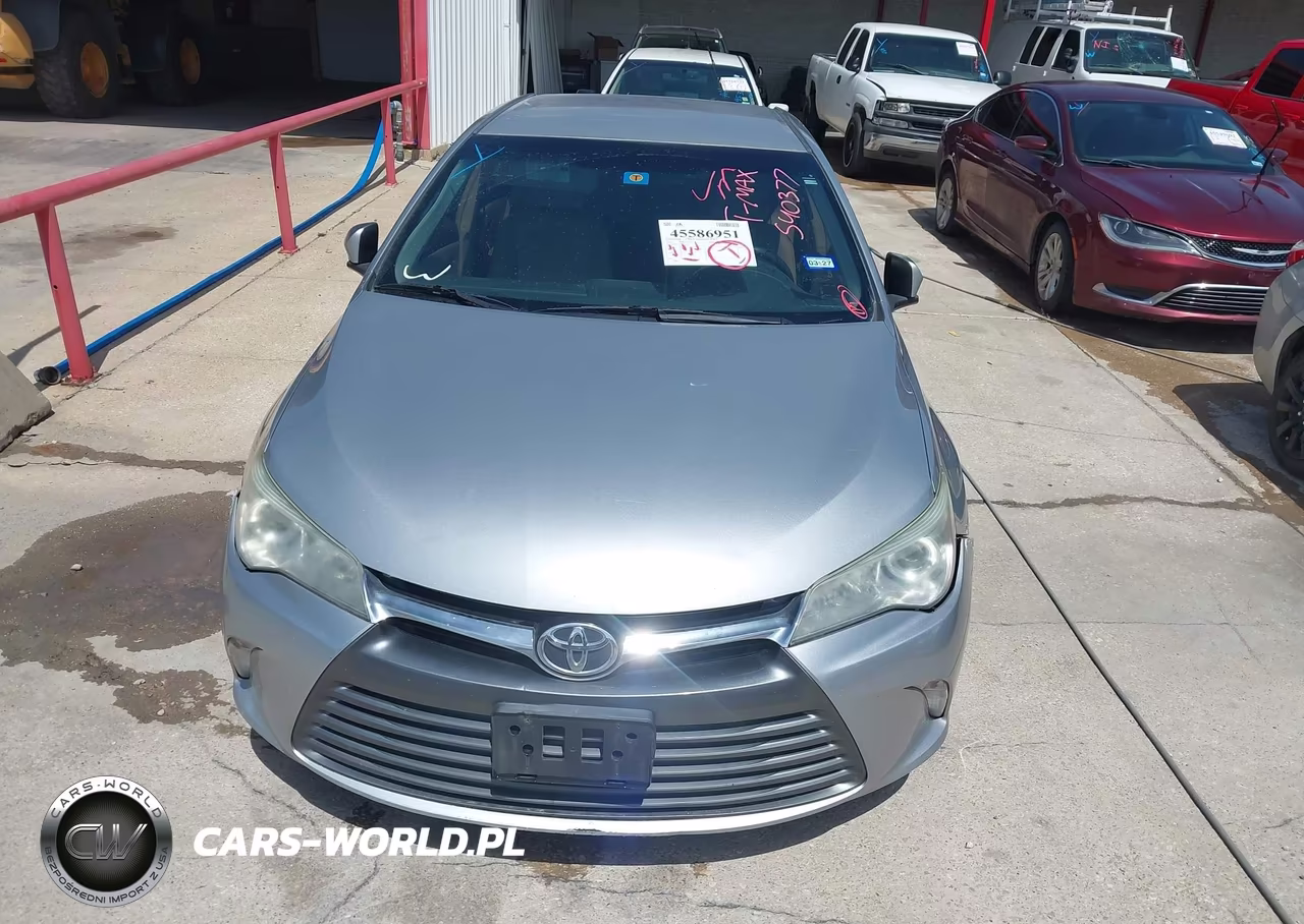 2016 Toyota Camry Le VIN:4T4BF1FK2GR540377 - 12