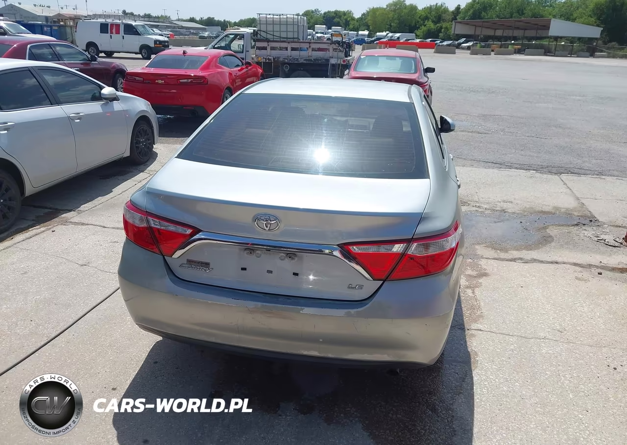 2016 Toyota Camry Le VIN:4T4BF1FK2GR540377 - 16