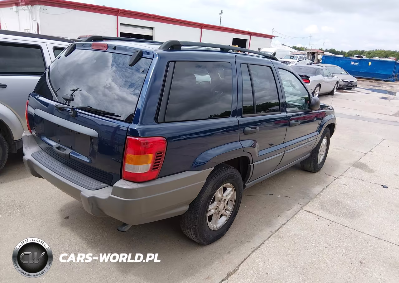 2003 Jeep Grand Cherokee Laredo VIN:1J4GX48S83C541737 - 4