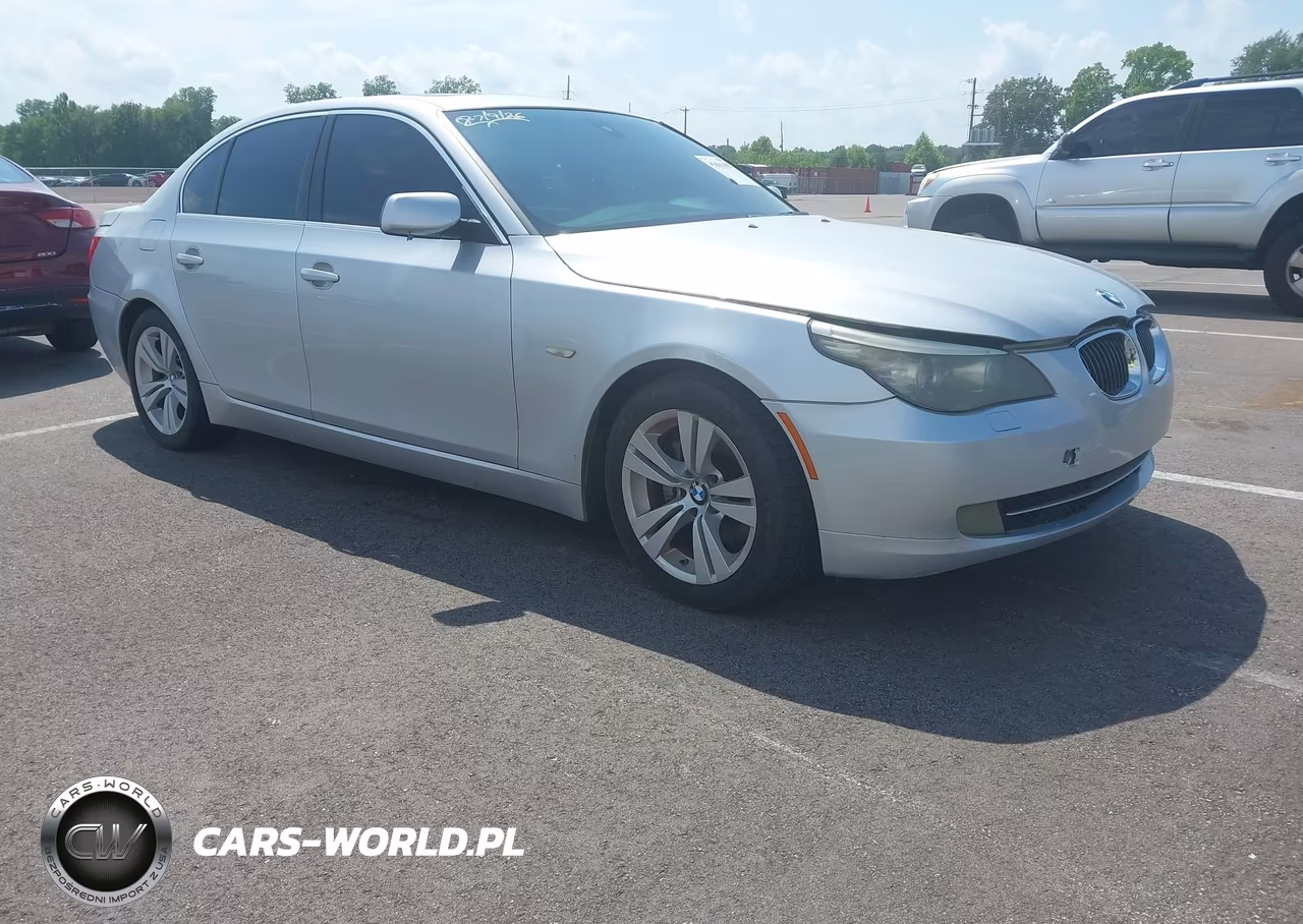 2009 BMW 528I