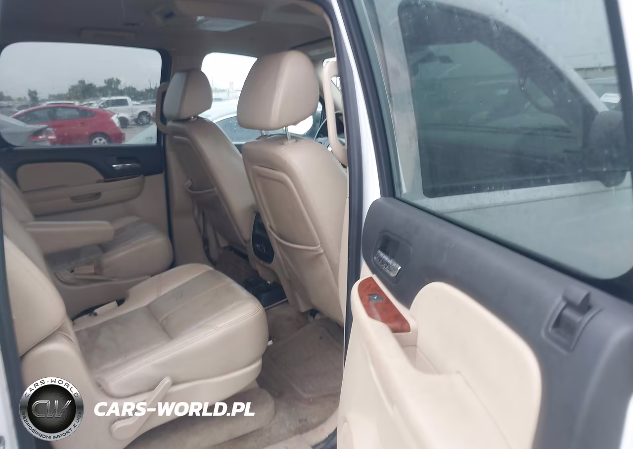 2008 Chevrolet Suburban 1500 Lt VIN:3GNFC16J18G132772 - 8