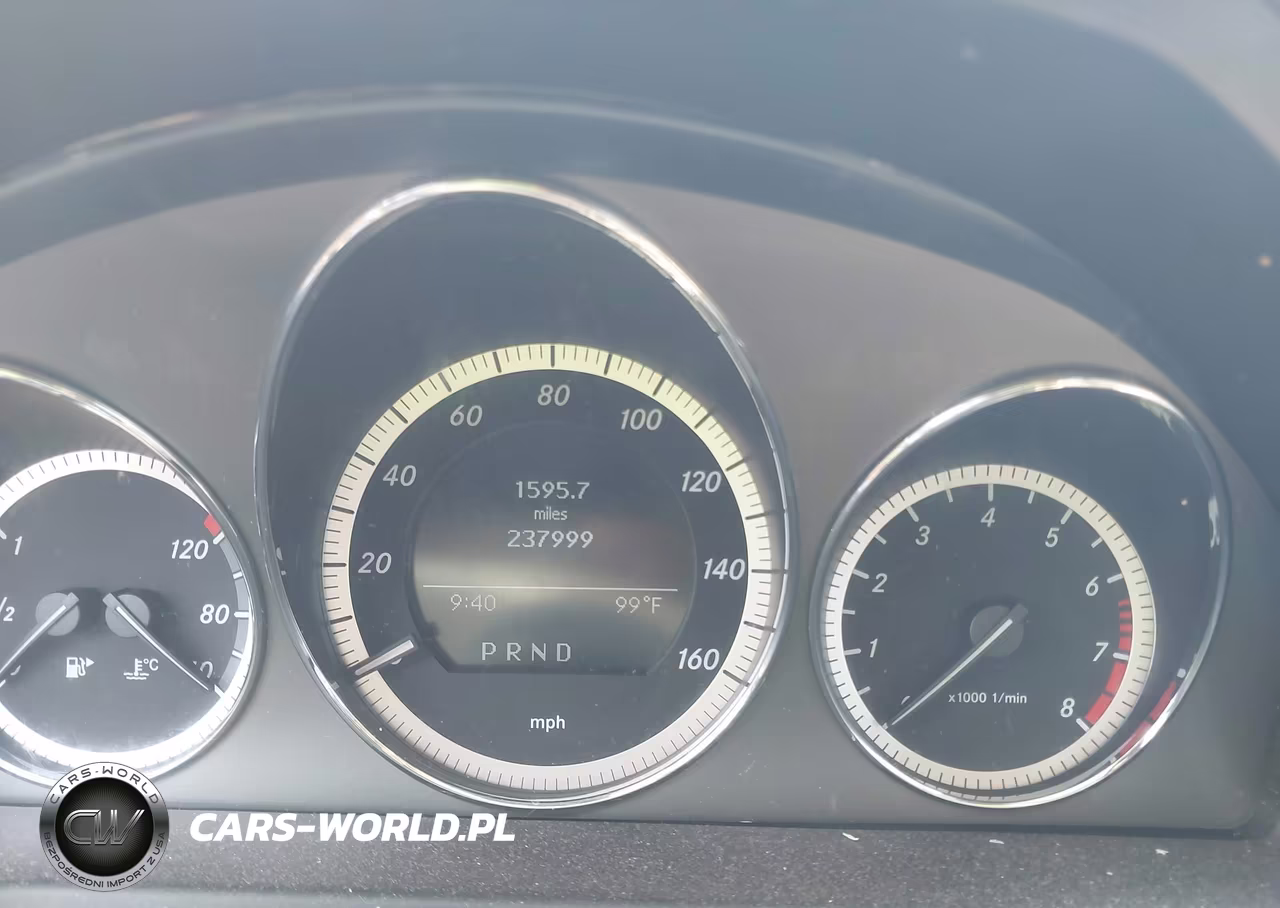 2010 Mercedes-Benz C 300 VIN:WDDGF5EB3AR102111 - 7