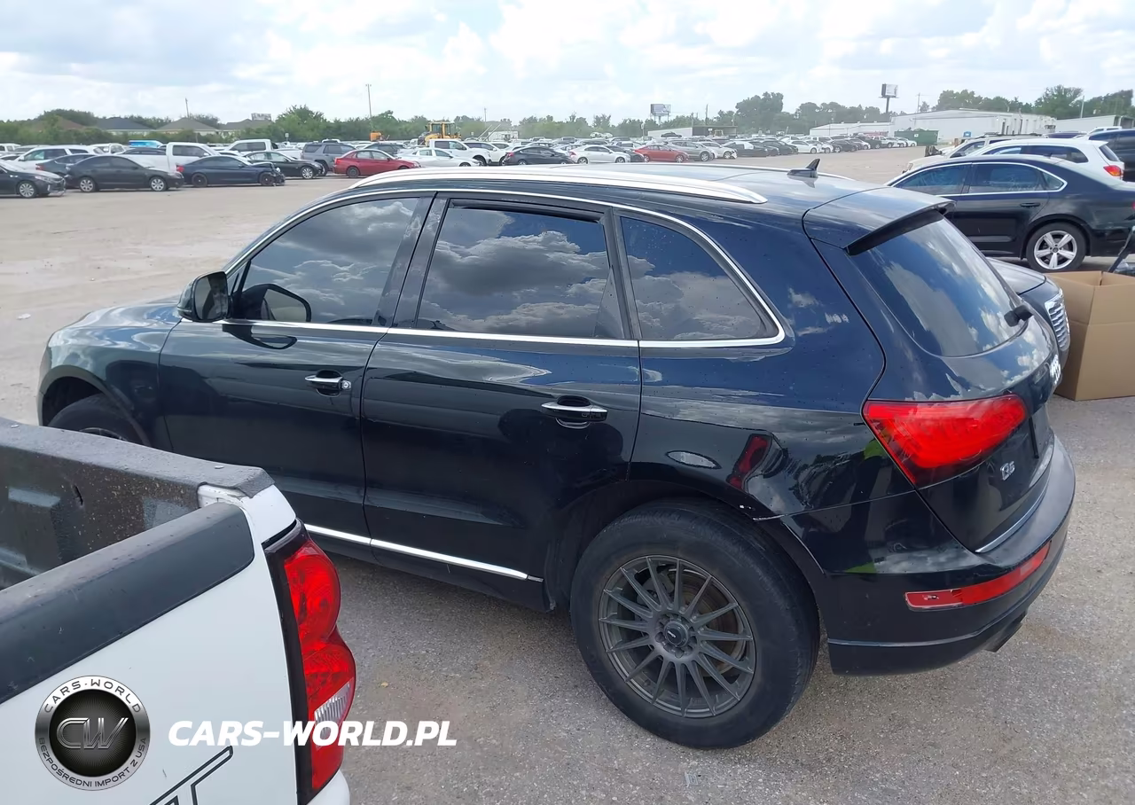 2016 Audi Q5 2.0T Premium VIN:WA1L2AFPXGA075899 - 14