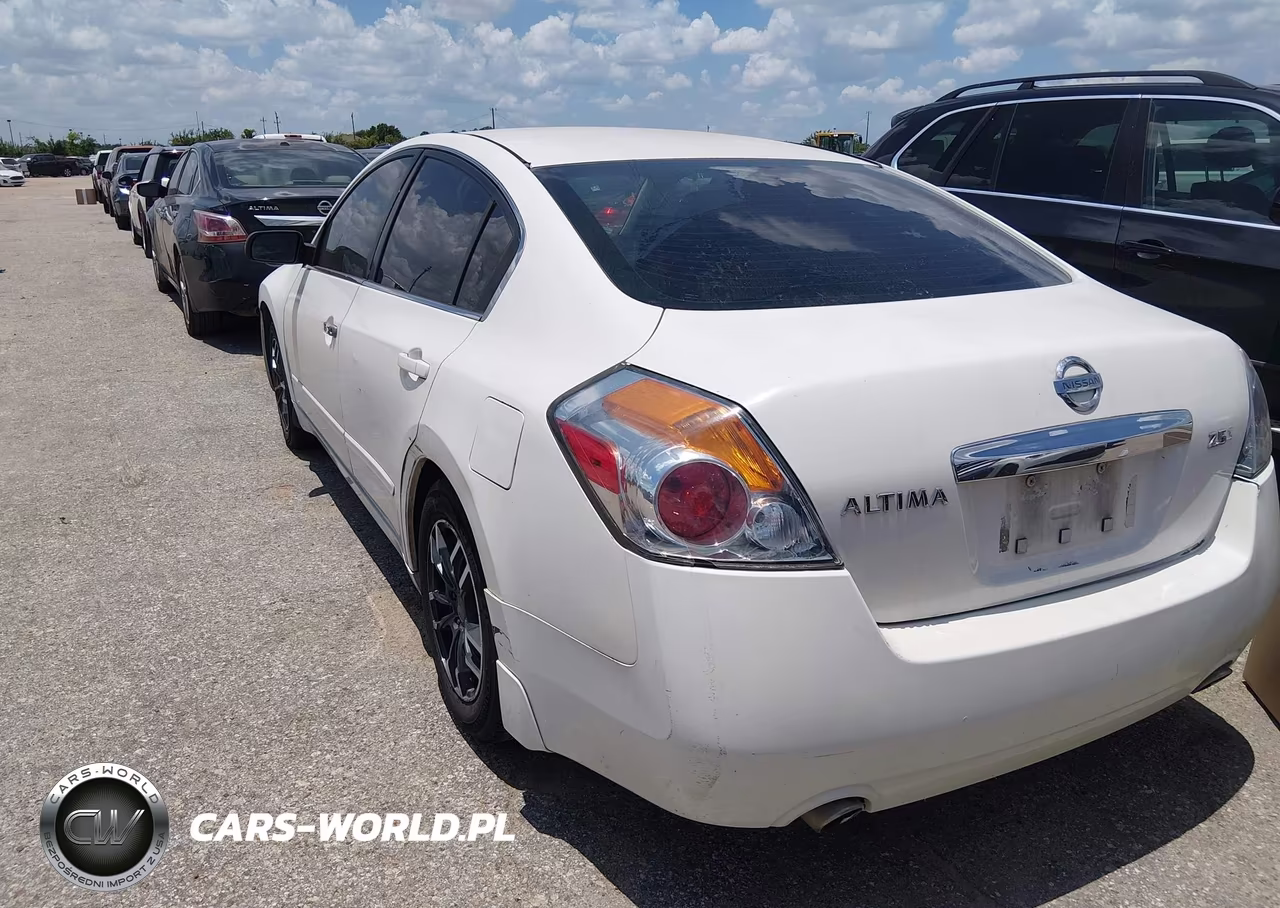 2010 Nissan Altima 2.5 S VIN:1N4AL2AP1AN535674 - 3