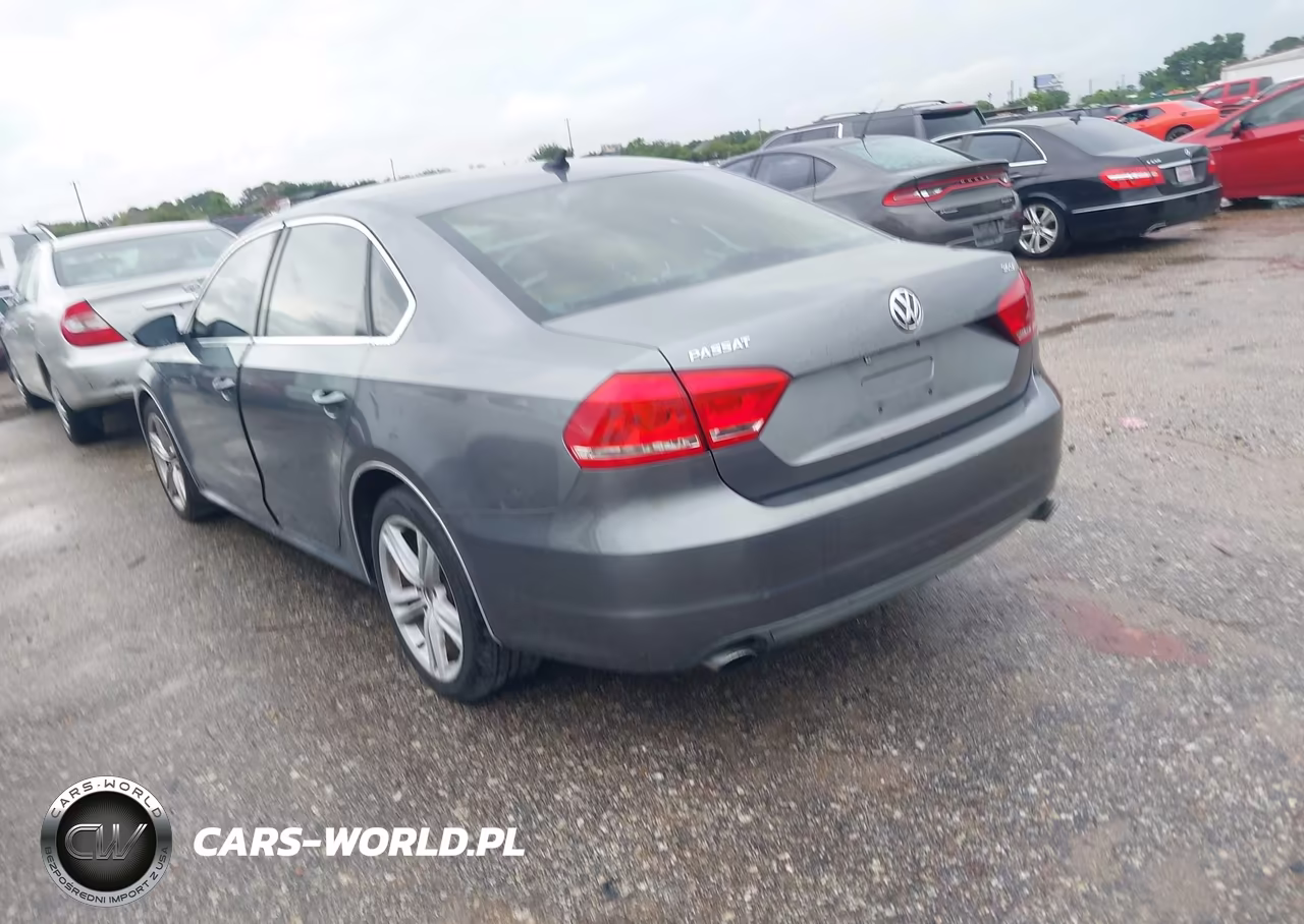 2012 Volkswagen Passat 3.6L V6 Se VIN:1VWBM7A37CC077561 - 3