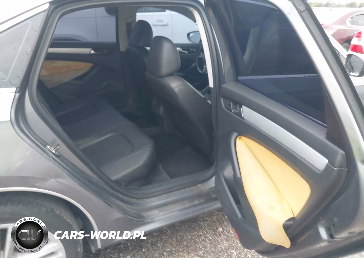 2012 Volkswagen Passat 3.6L V6 Se VIN:1VWBM7A37CC077561 - 8