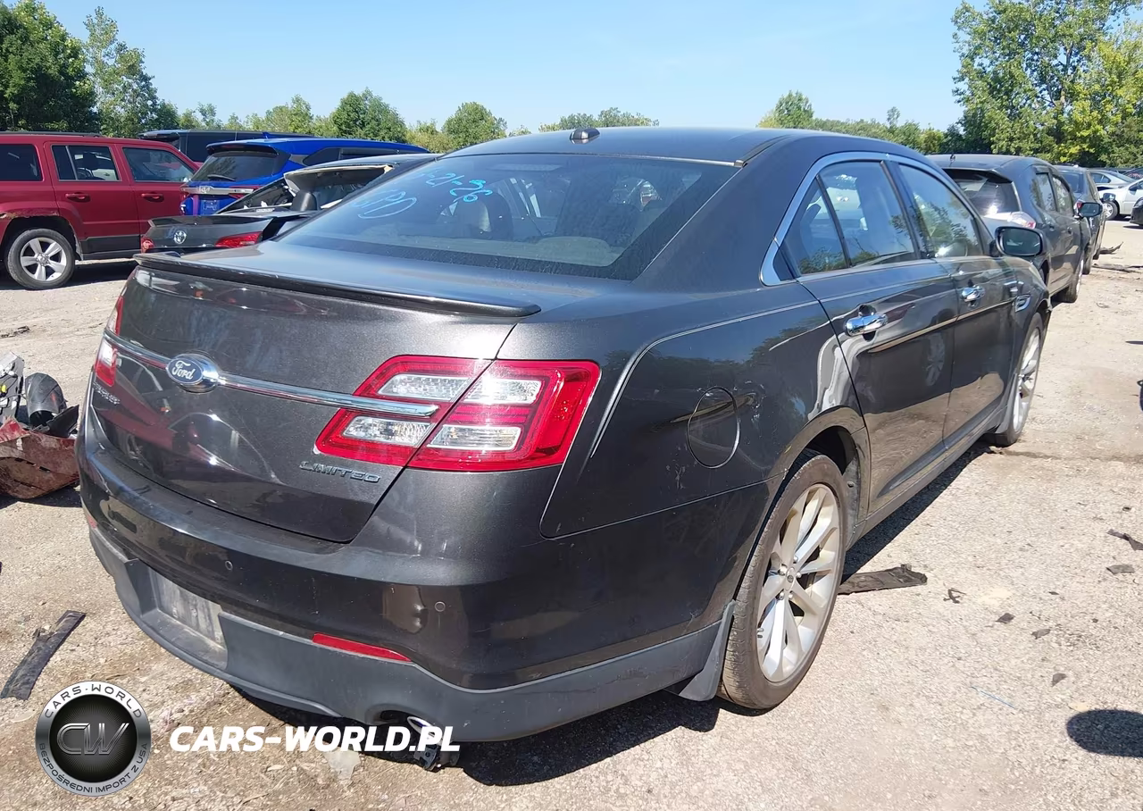 2017 Ford Taurus Limited VIN:1FAHP2F85HG122479 - 4