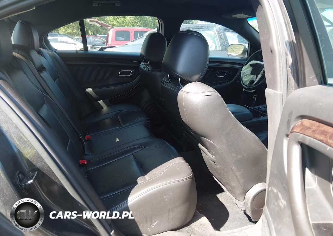 2017 Ford Taurus Limited VIN:1FAHP2F85HG122479 - 8