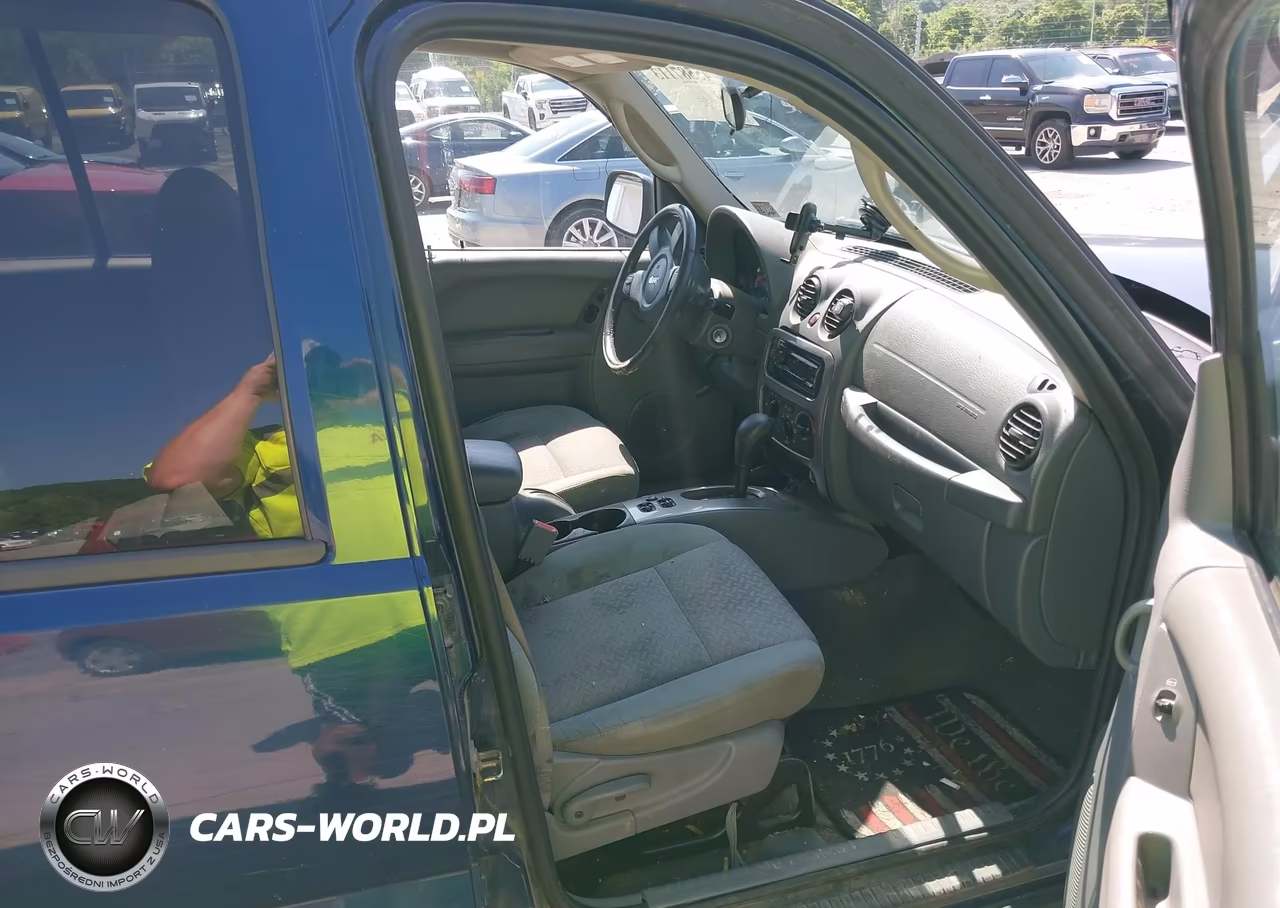 2005 Jeep Liberty Renegade VIN:1J4GL38K25W607318 - 5