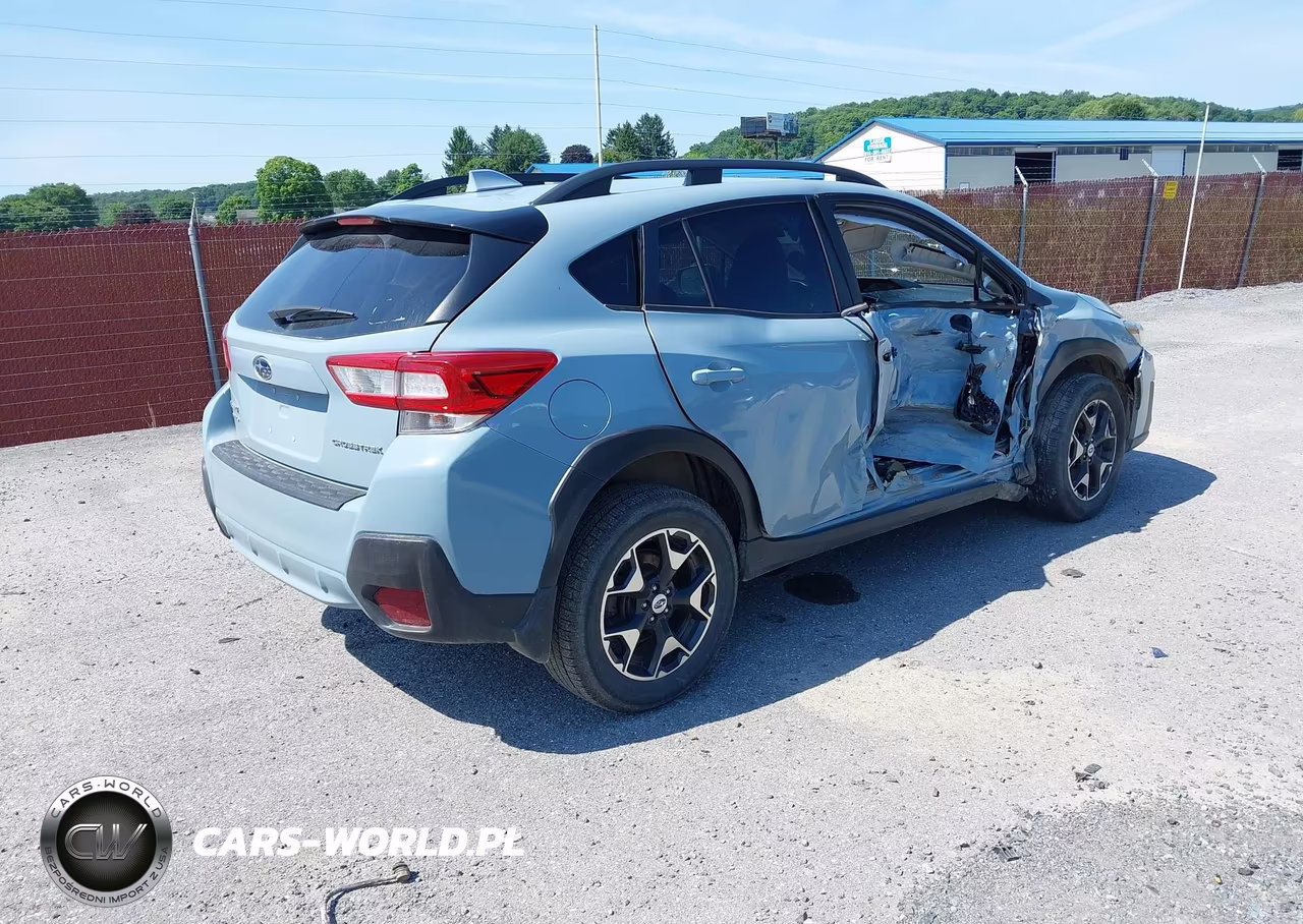 2018 Subaru Crosstrek 2.0I Premium VIN:JF2GTABC2JH240383 - 4
